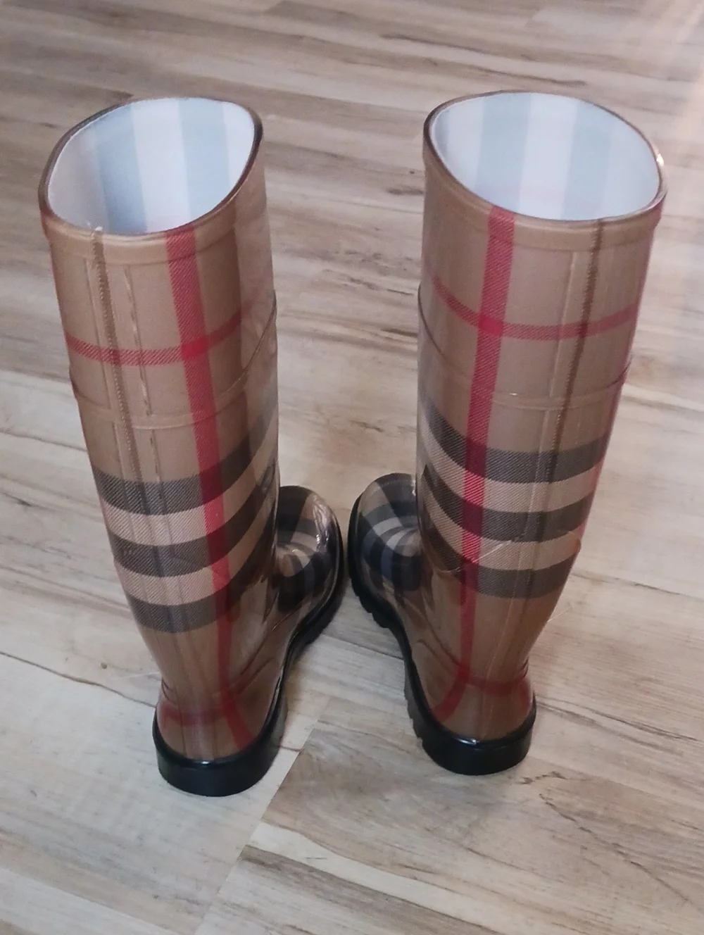 BURBERRY TAN PLAID RUBBER MID CALF RAIN BOOTS.